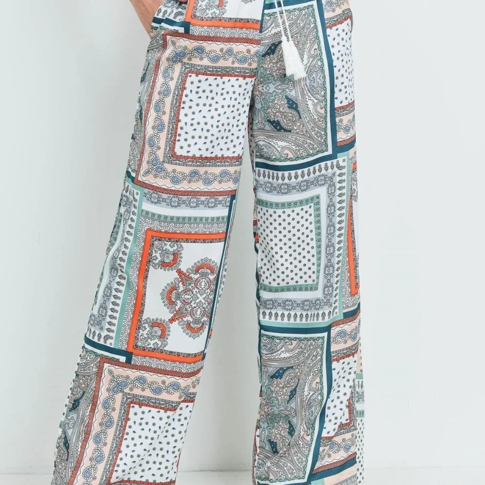Womens Mutli-Color Aztec Pattern Pants
